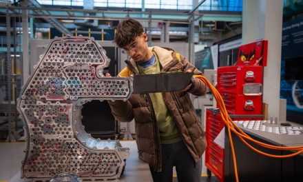 Warwick University students reveal innovative electric racing motorbike with support from MSC Industrial