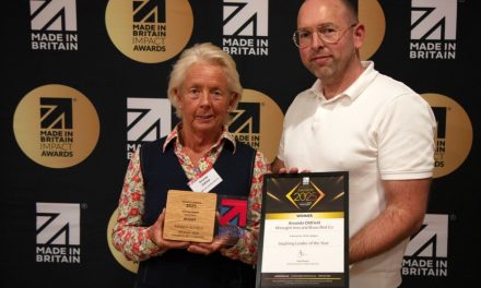 Amanda Oldfield from Wrought Iron & Brass Beds honoured with ‘Inspiring Leader of the Year’ award