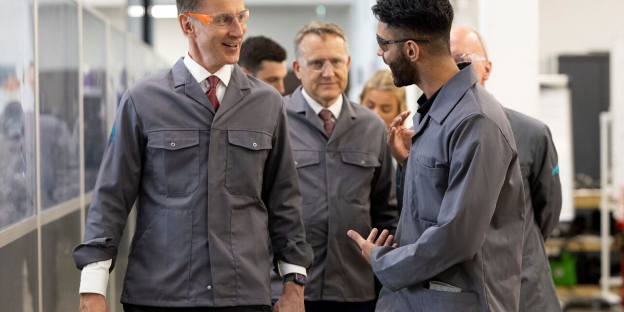 Chancellor visits MTC