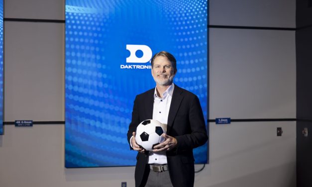World Cup fever on a grand scale: TRUMPF and Daktronics show who will be the world champion