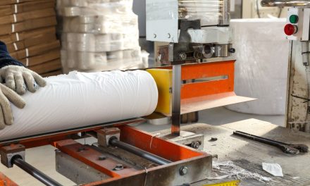 Producing more and polluting less in the pulp and paper sector