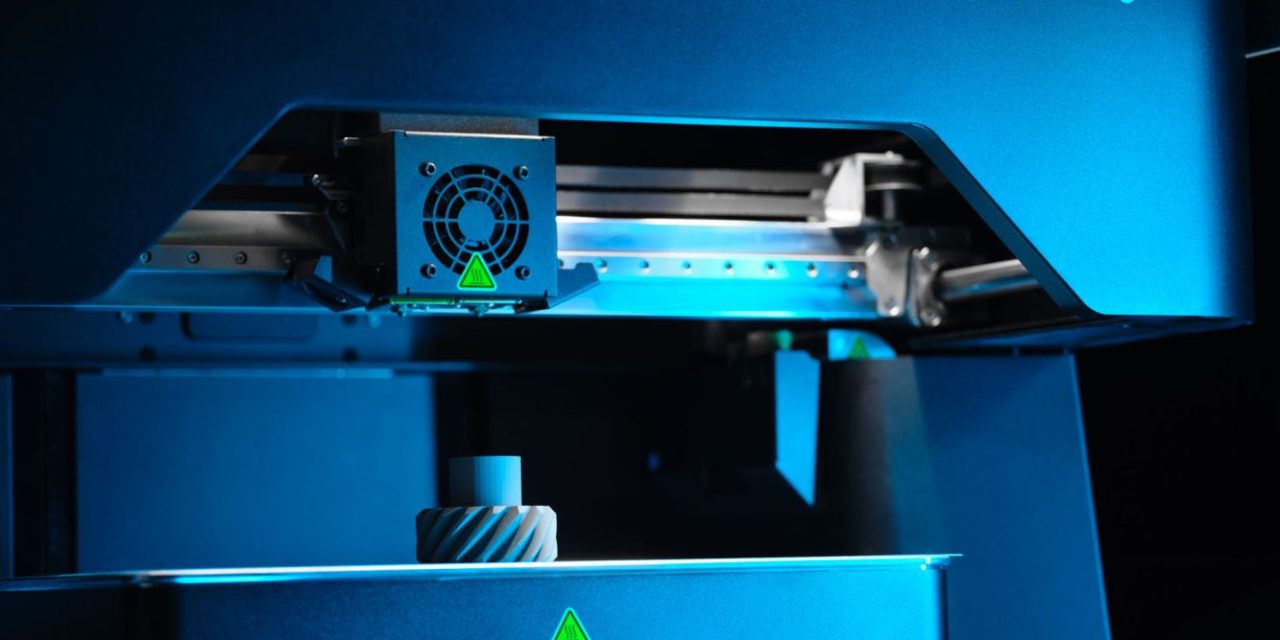 Markforged Introduces The World’s First Metal & Advanced Composite Industrial 3D Printer