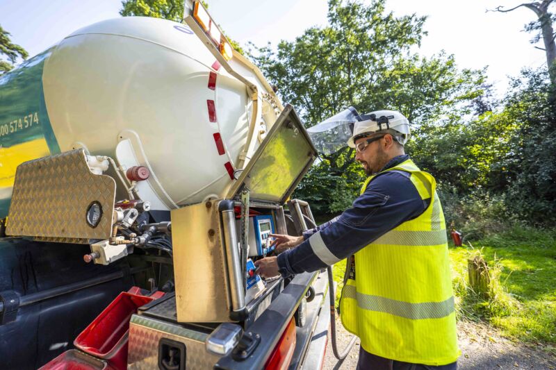 Liquid gas set to deliver record savings for vinyl production company