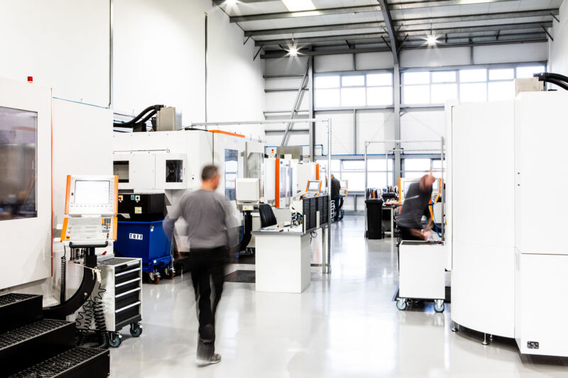 £950,000 manufacturing support boost for SMEs in the South East