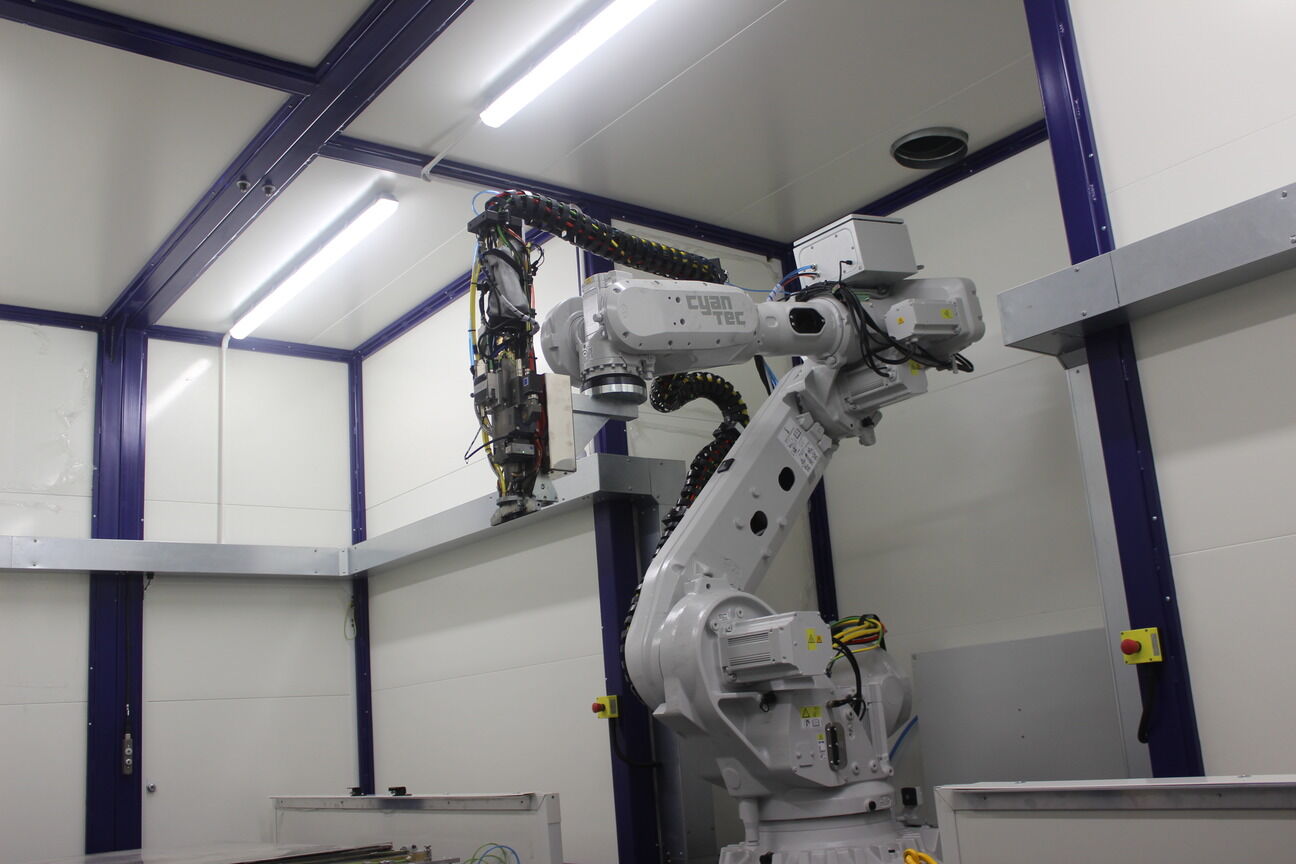 ABB robot ensures precise laser welding for chemical vessel production ...