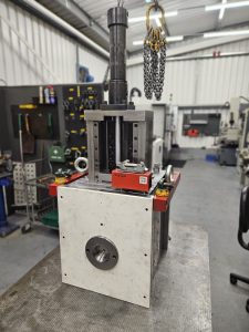 Reducing risks in mould tools 