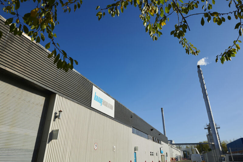 Knauf Insulation to invest over £45 million across its two UK Glass Mineral Wool plants
