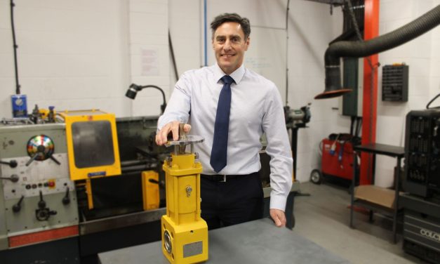 Oliver Valvetek receives King’s Award for Enterprise