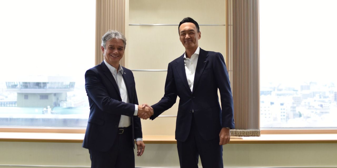 OMRON and Dassault Systèmes partner to bridge the virtual and real worlds