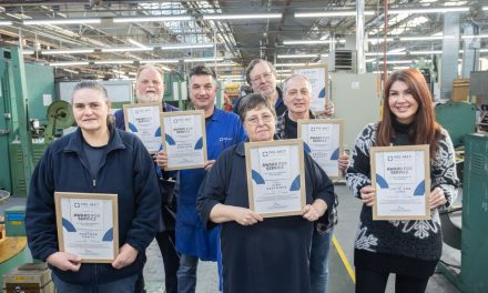 Pre-Met celebrates its ‘longest servers’ as Lisa clocks up 38 years of service