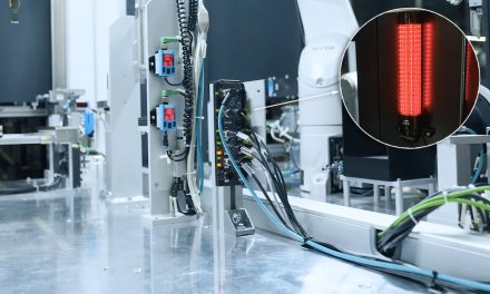 SIG300 IO-Link Master: The versatile door opener for intelligent automation