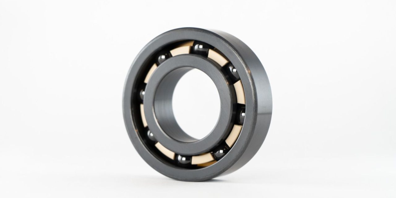 Ceramic bearings for medical robots