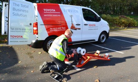 Don’t neglect the essential hand pallet truck
