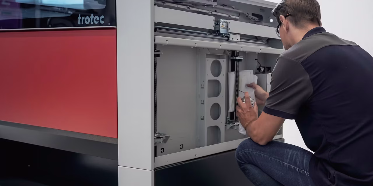 Downtime costs in laser manufacturing