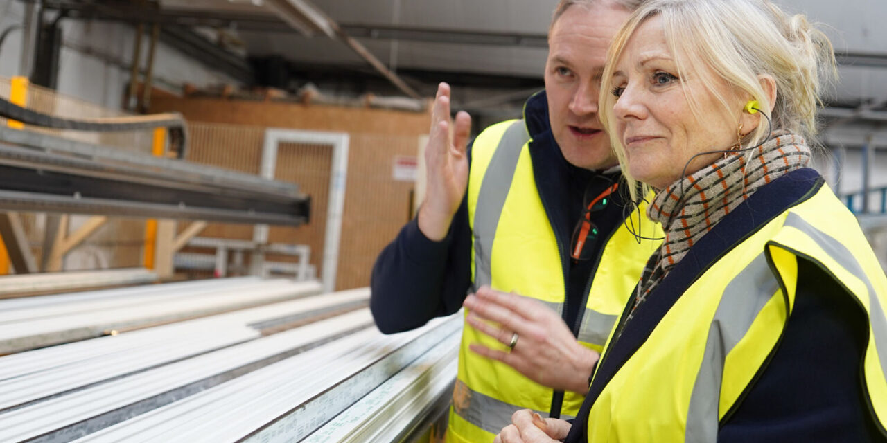 Conservatory Outlet praised by the Mayor of West Yorkshire for its commitment to industry